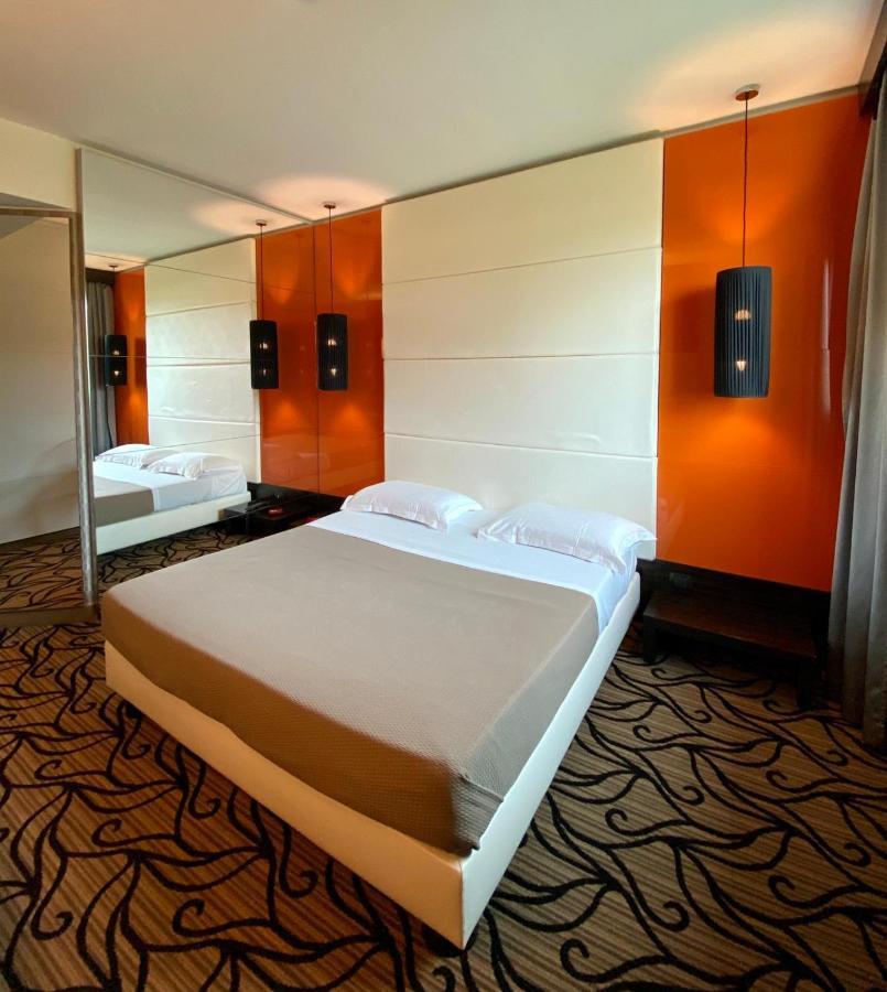 Iris Hotel Erbusco Eksteriør bilde